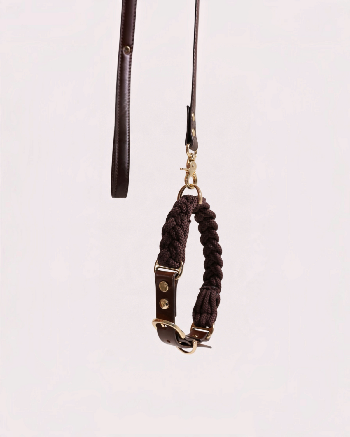 The bond Heirloom premium dark brown braided leather dog collar and matching leash with solid brass hardware.